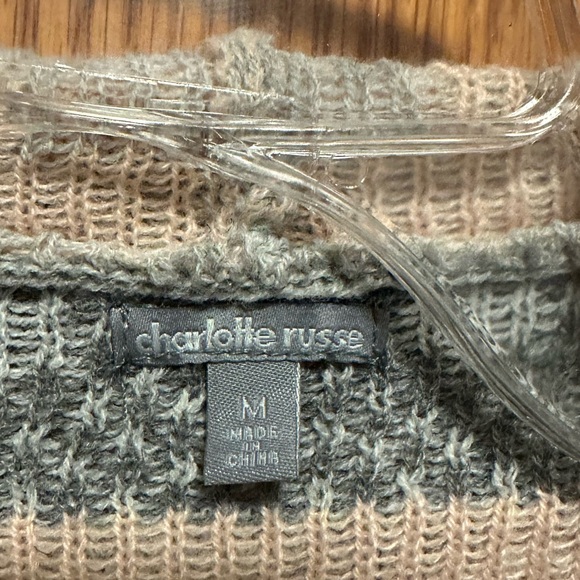 Cardigan - Picture 2 of 4